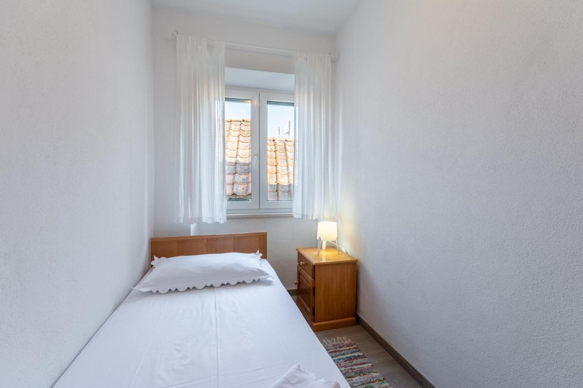 Apartments Sonja Pucisca Δωμάτιο φωτογραφία