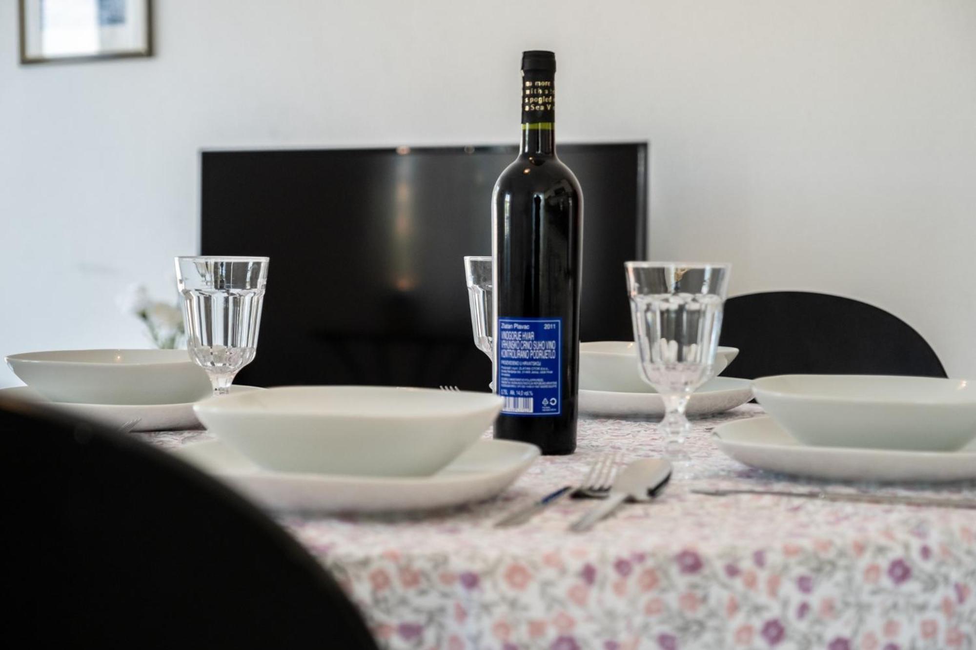 Apartments Sonja Pucisca Δωμάτιο φωτογραφία
