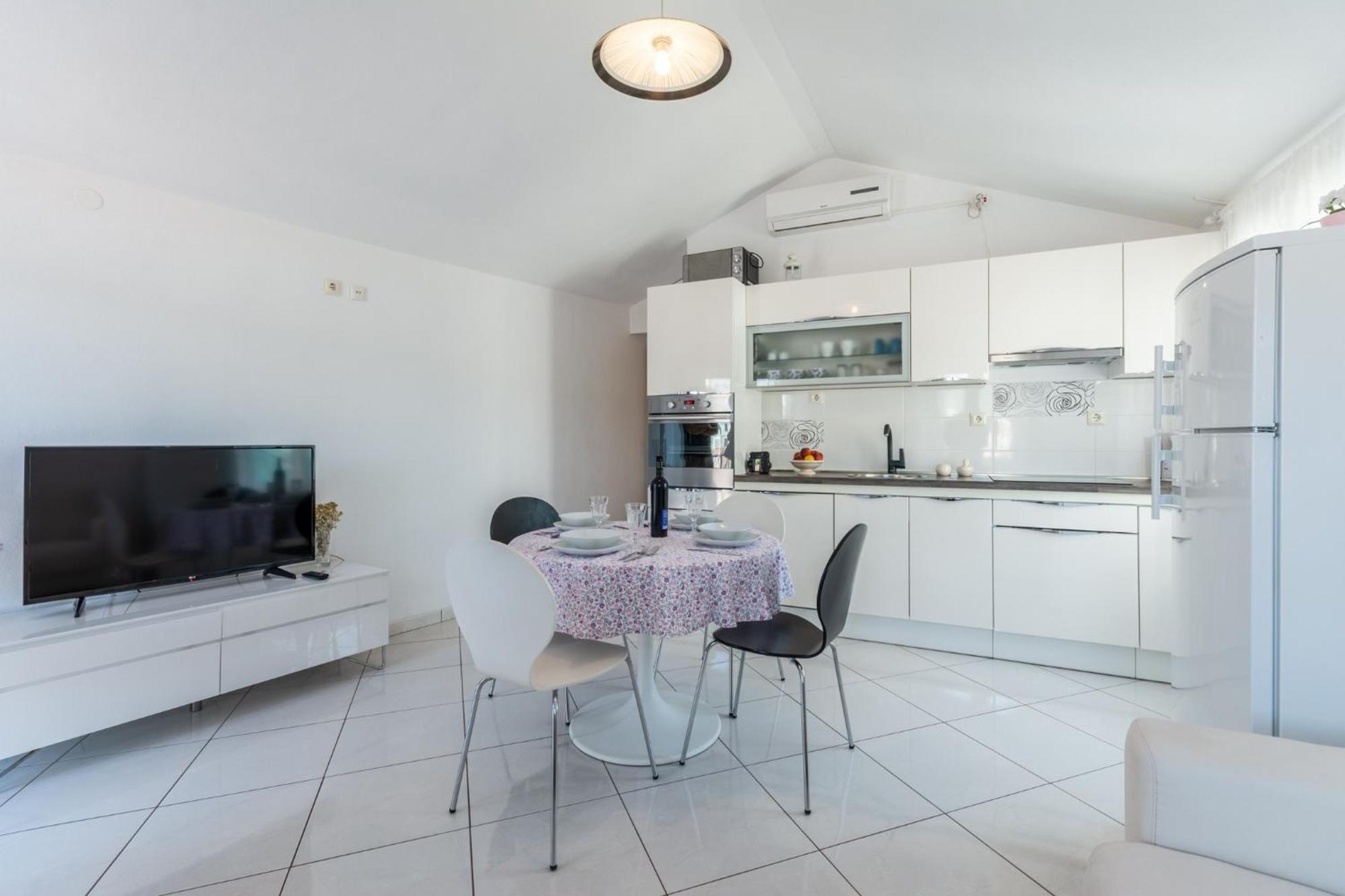 Apartments Sonja Pucisca Δωμάτιο φωτογραφία